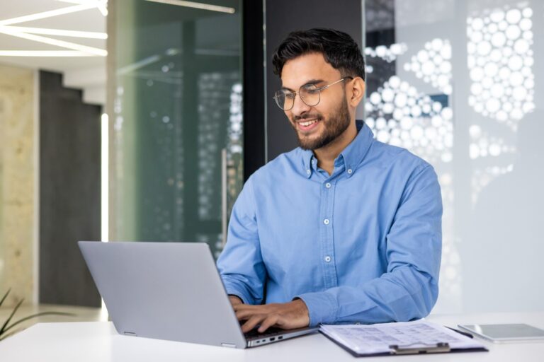 How to Use HVAC Business Software to Have Clients Kicking Down Your Doors